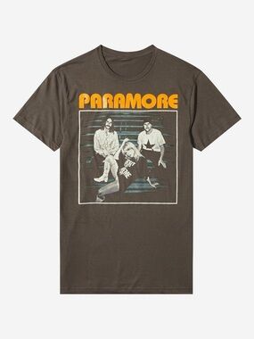 Paramore Group T-Shirt Size Small New Hayley Williams